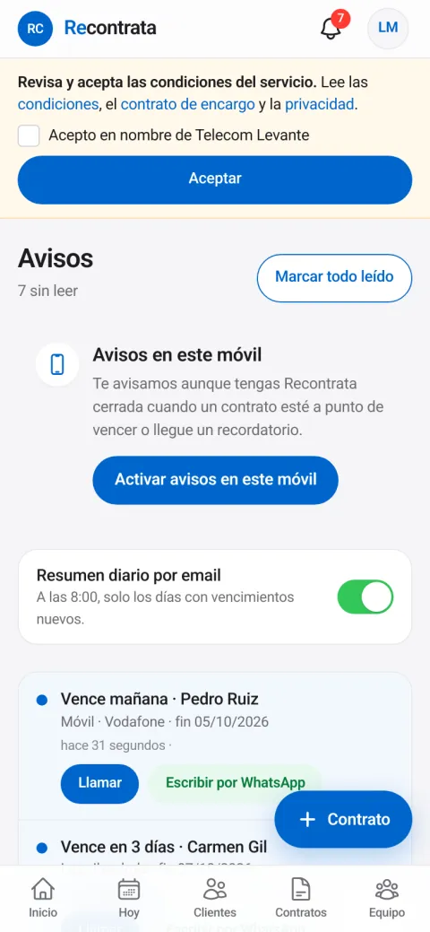 Recontrata: Avisos a 30, 7 y 1 días (captura con datos de ejemplo)