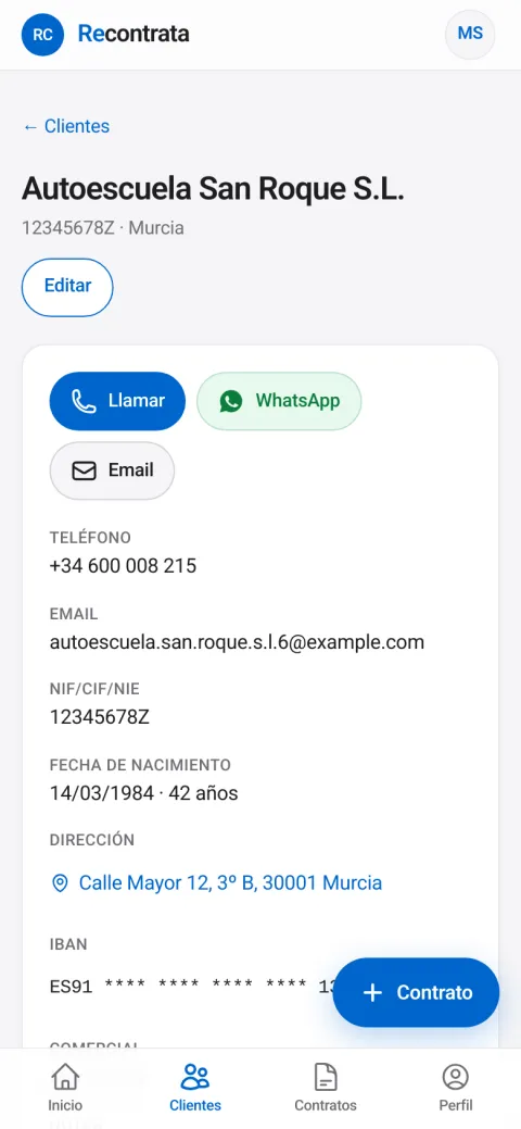 Recontrata: Ficha completa del cliente (captura con datos de ejemplo)